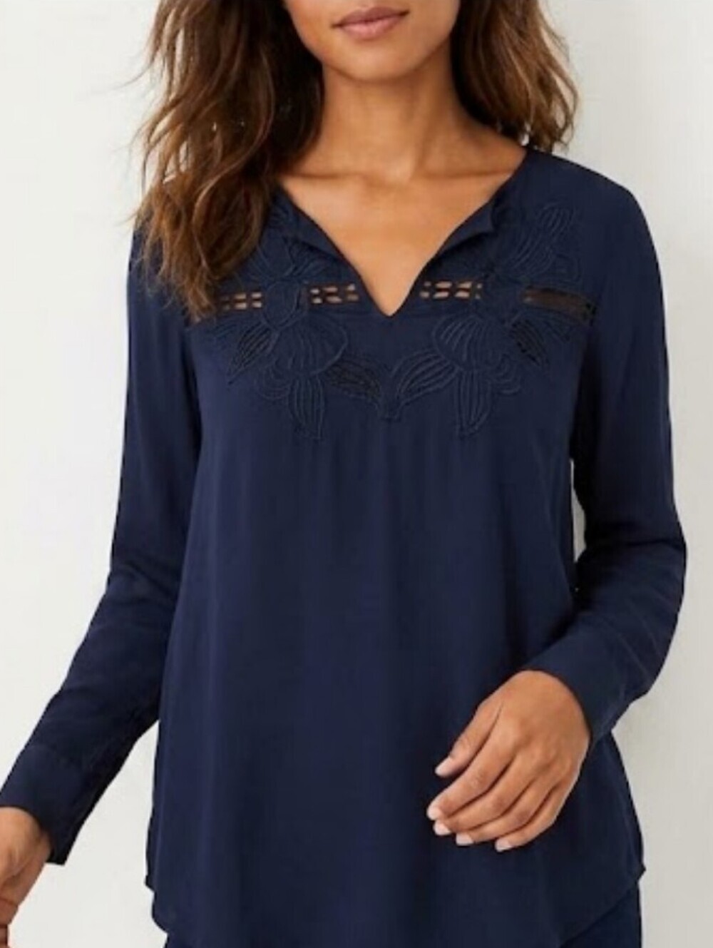LOFT Women's Top Medium Long Sleeve Floral Embroidered Flowy Blouse